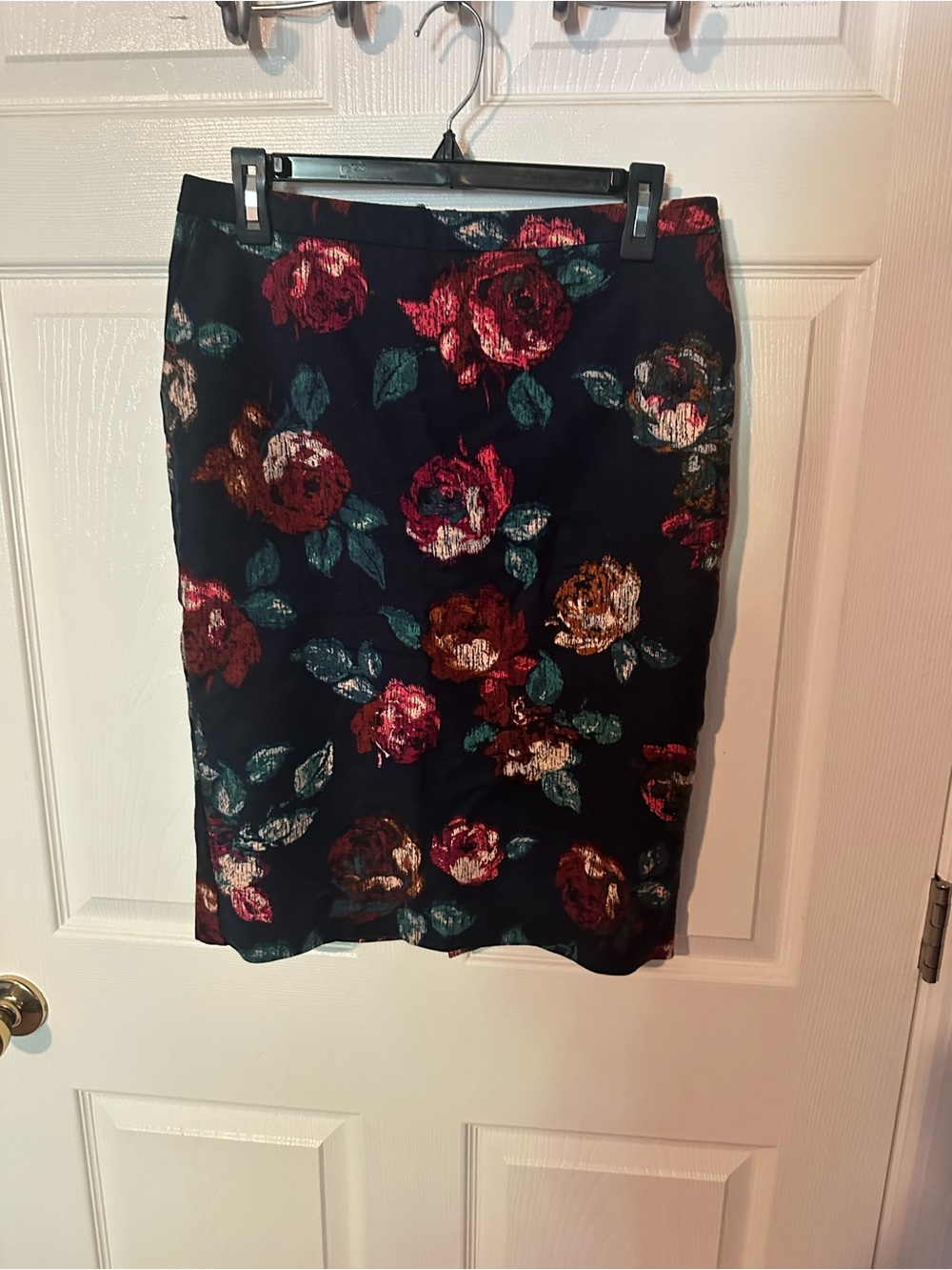 Merona Navy Floral Pencil Skirt with Red & Green Rose Motif